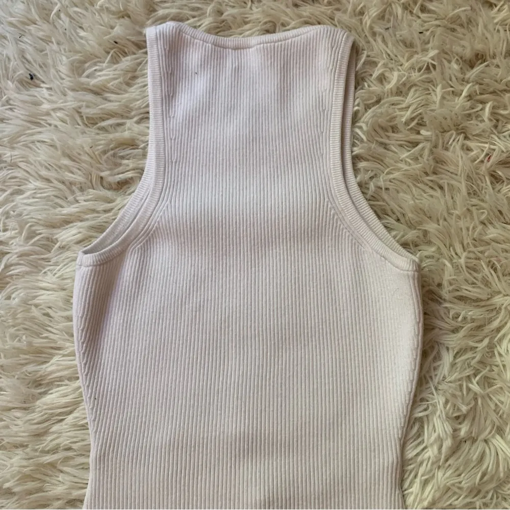 Aritzia Wilfred Free Cut - Image 9