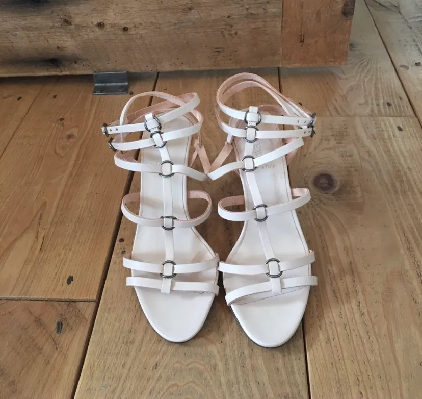 J Crew Leather Scrappy Heels  - Image 3