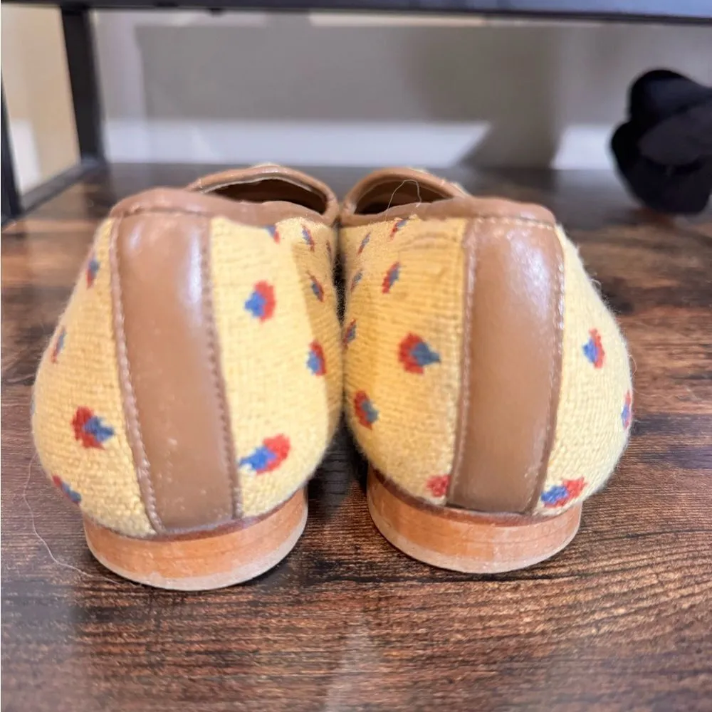 Zalo vintage needlepoint strawberry print loafers size 8 Yellow - Image 9