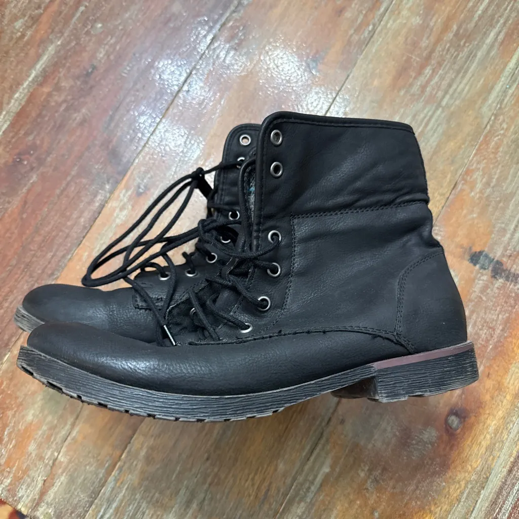 Rock & Candy by Zigi Black Lace Up Boots Size 10 Vintage Combat Grunge Plaid 90s - Image 4