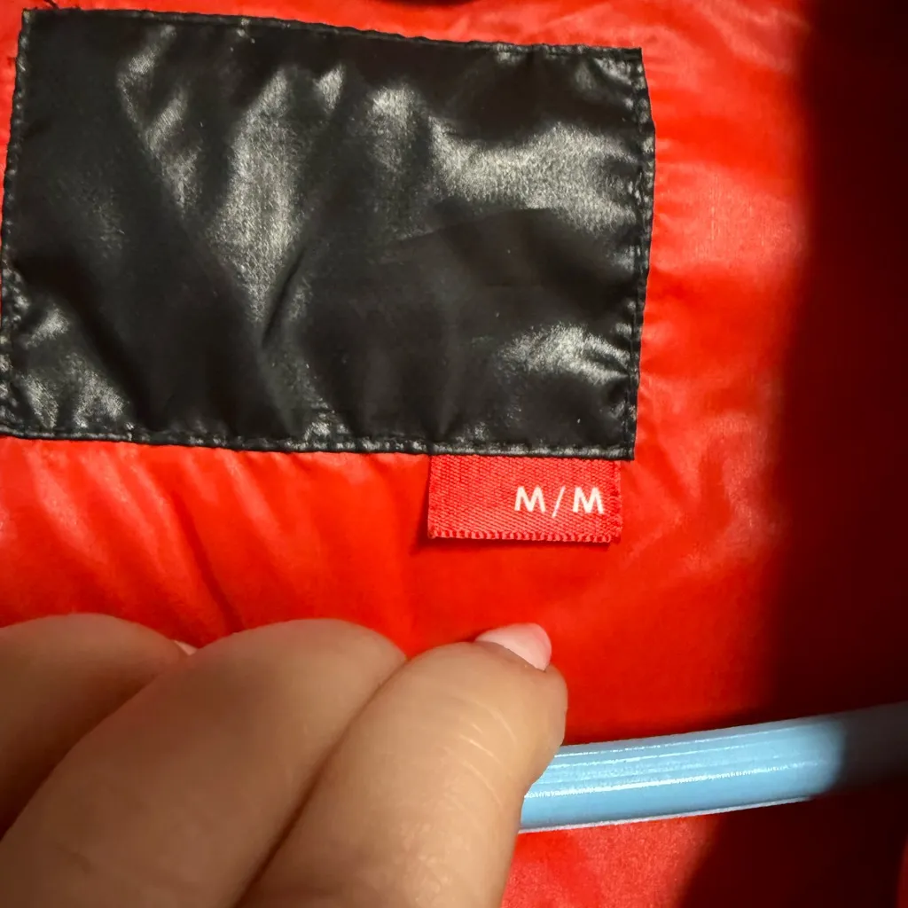 Black Puffer Jacket with Red Accents - Image 5