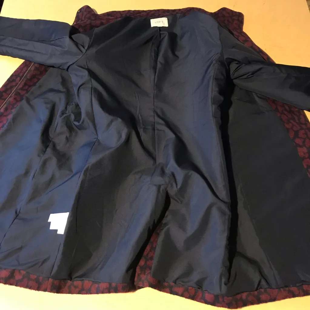 LOFT NAVY BLUE AND MAROON LEOPARD PRINT WOOL BLEND COAT (M) - Image 11