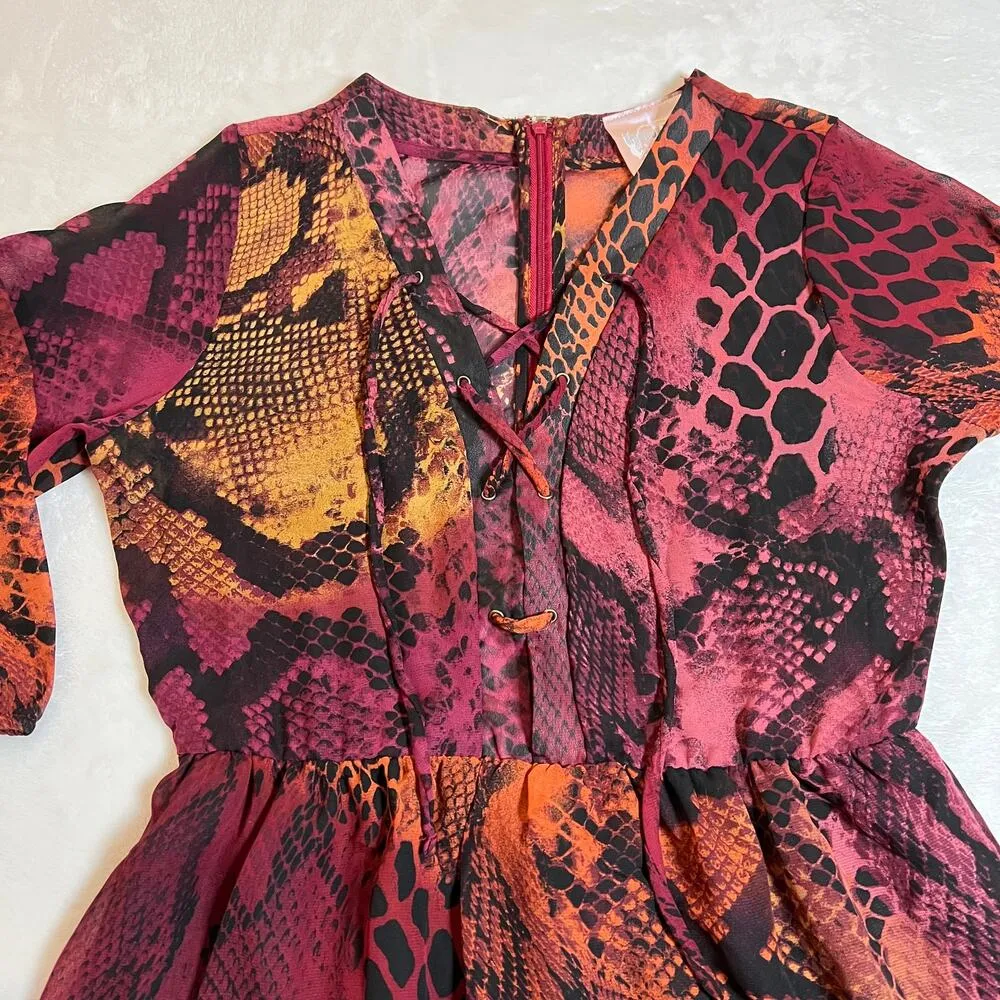 Romeo & Juliet Couture Snake Print V-Neck Mini Dress Size Small Lightweight - Image 3