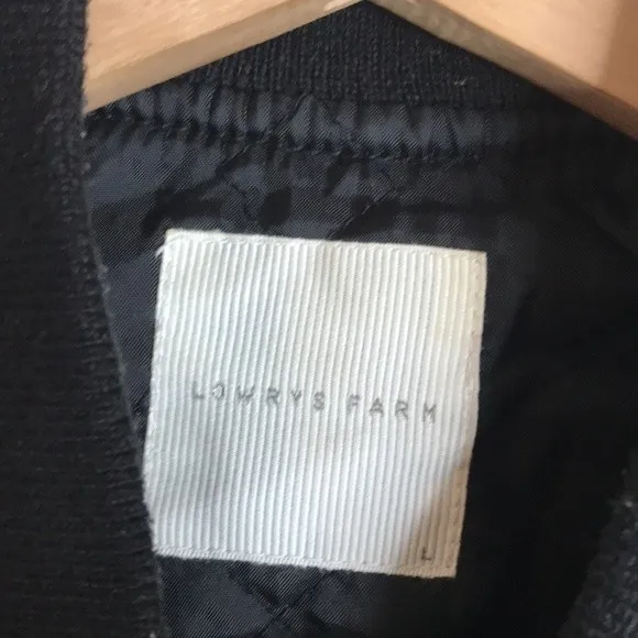 Vintage lowrys farm ladies zip up black jacket with pockets size large - Image 6