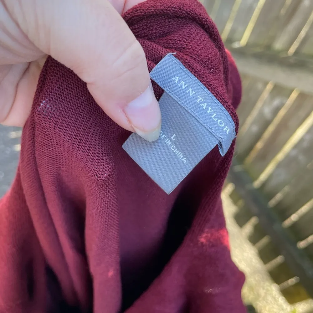 ANN TAYLOR BURGUNDY RUFFLE SWEATER - Image 3