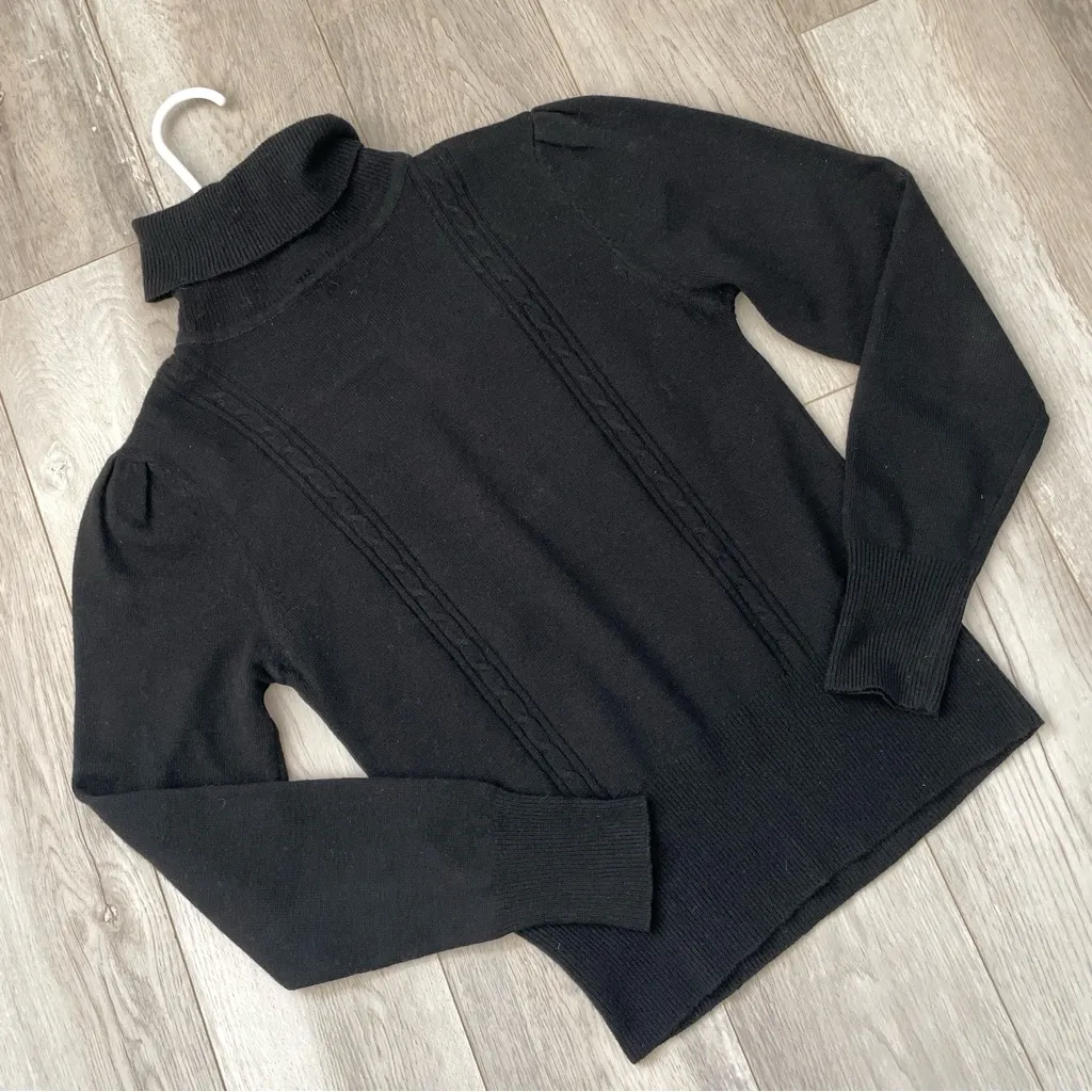 Cashmere Turtleneck Sweater cable knit womens Black (medium) classic vintage - Image 1