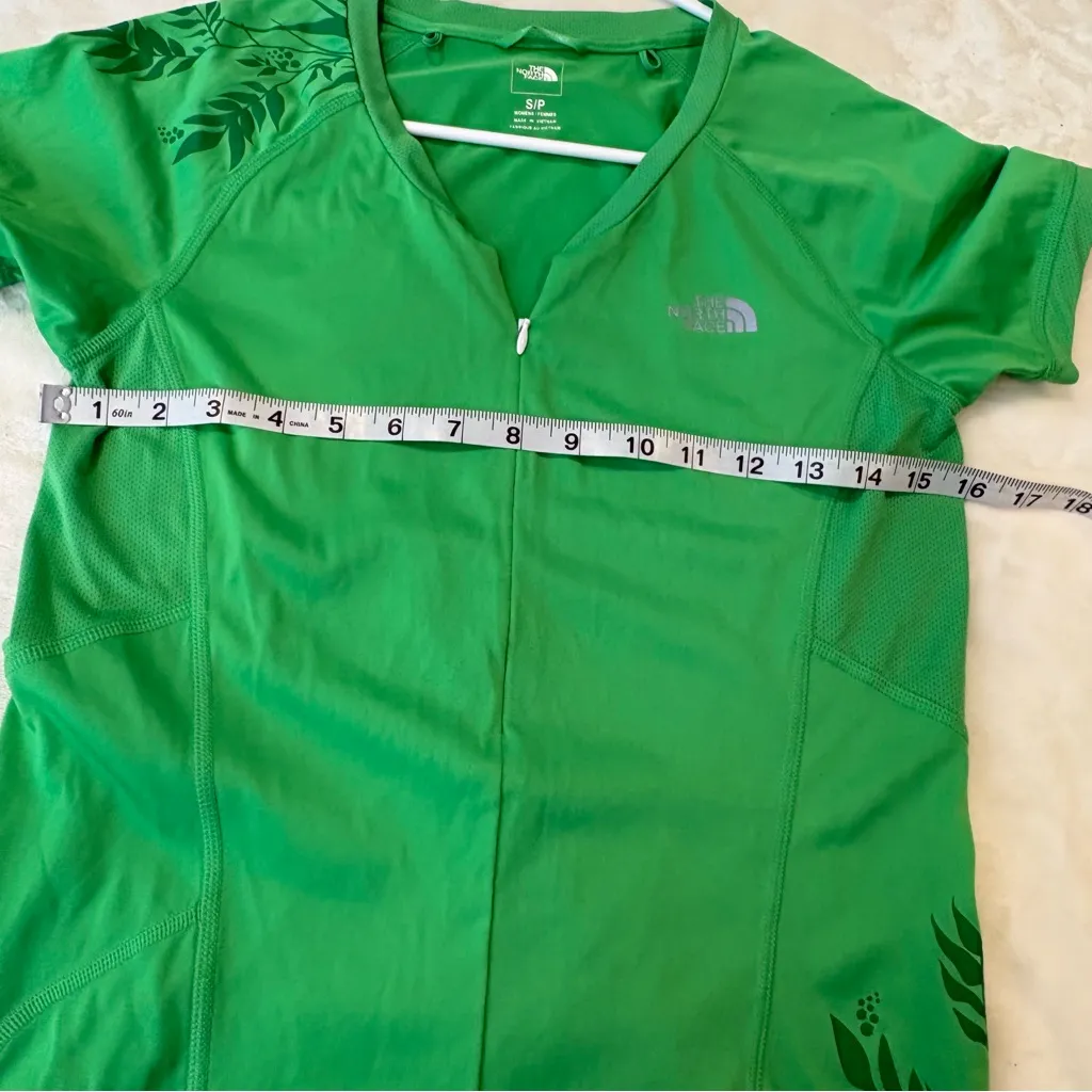North Face Women’s Green Quarter Zip Performance T-Shirt Running Cycling Small - Image 6