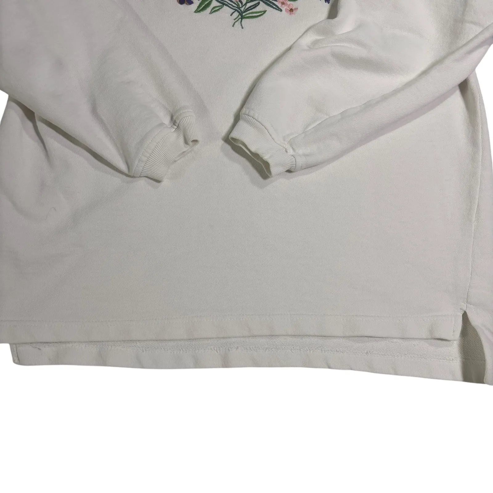 The Limited Mock Neck Floral Embroidered Long Sleeve Top Vintage‎ Size Medium - Image 4