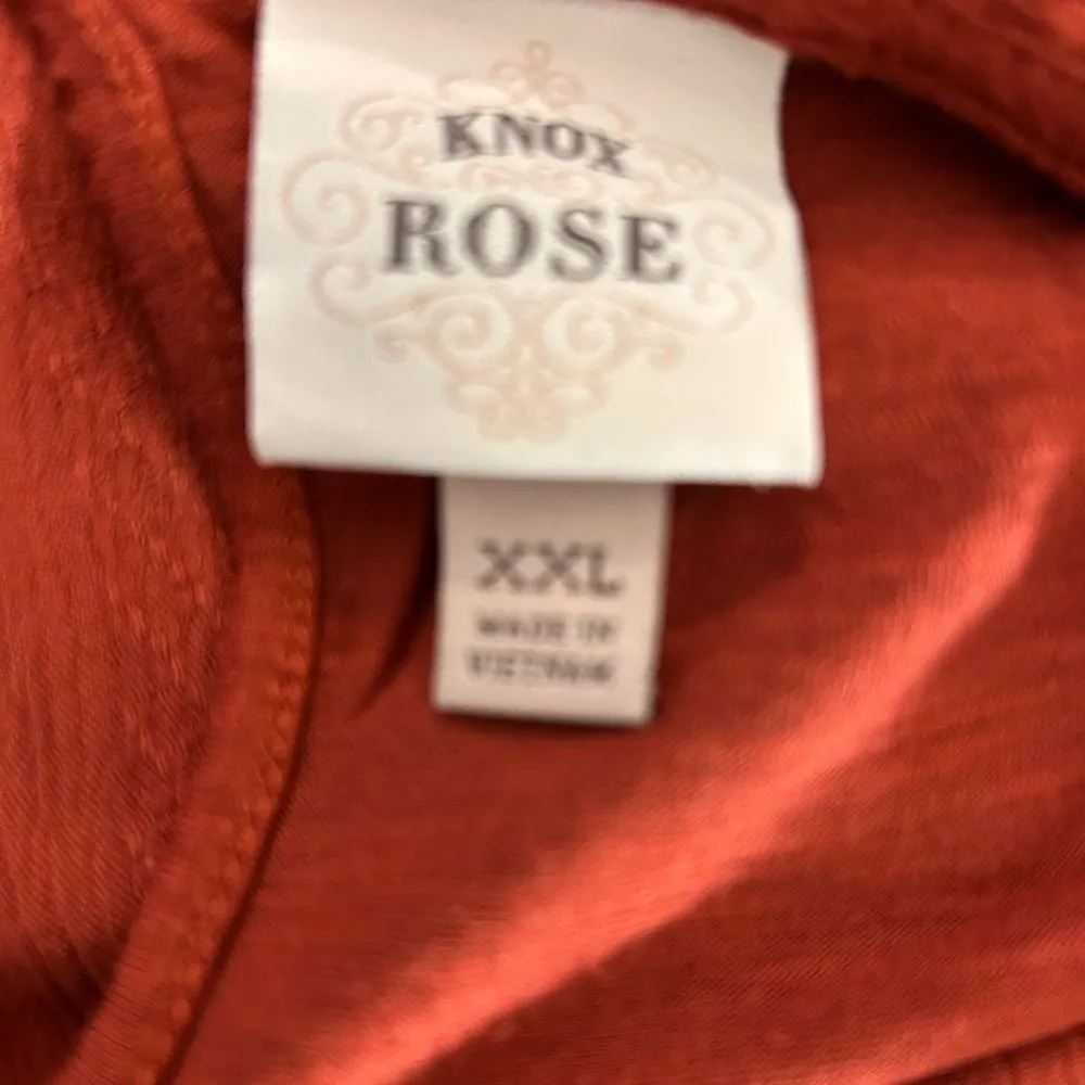 Knox Rose Plus size Rayon top with cute keyhole back - Image 7
