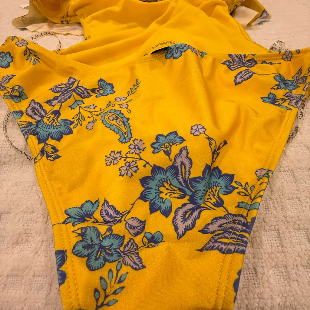 Sam Edelman Yellow Flora Monokini size Large, NWT! - Image 12