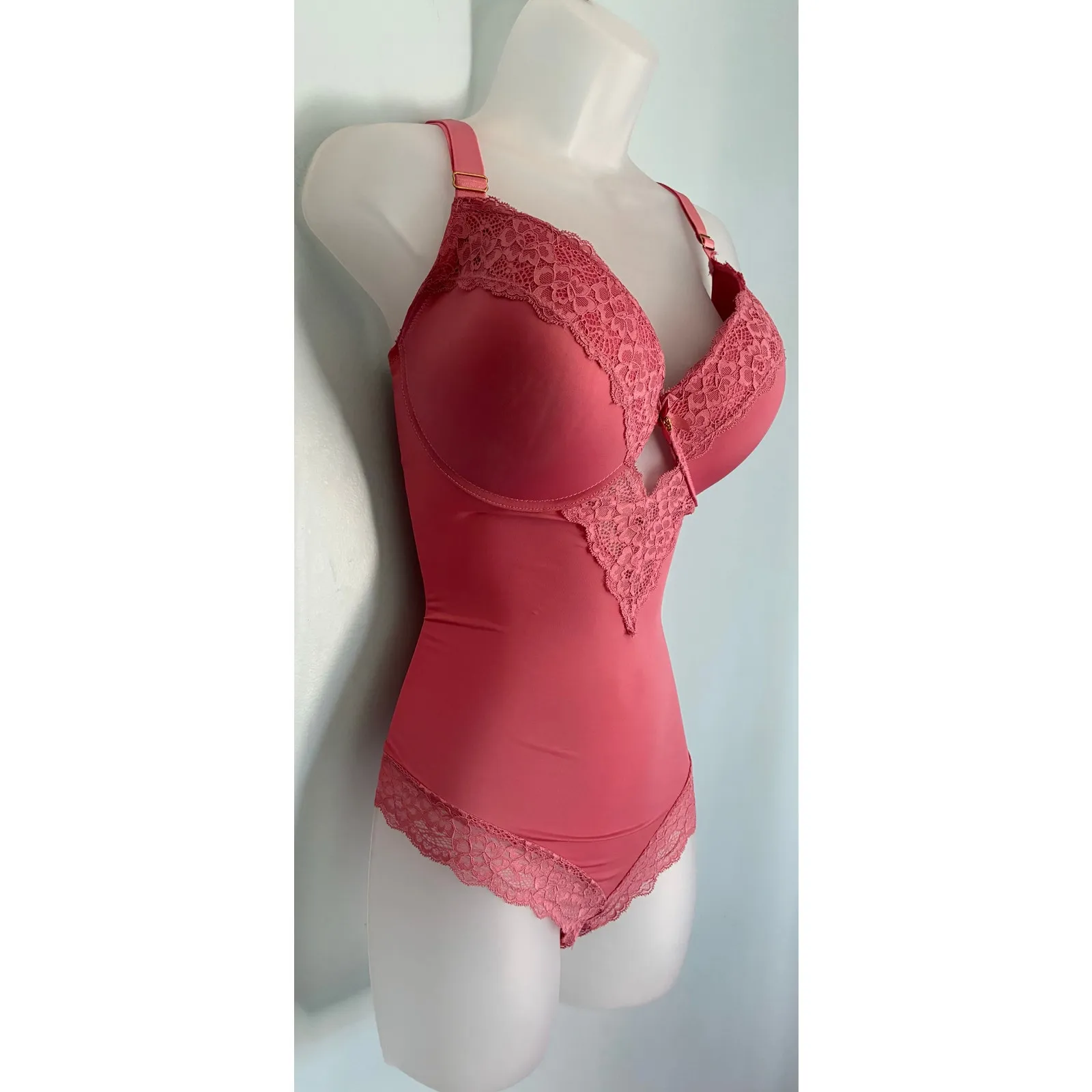 Daisy Fuentes Bodysuit 1X NWOT - Image 2