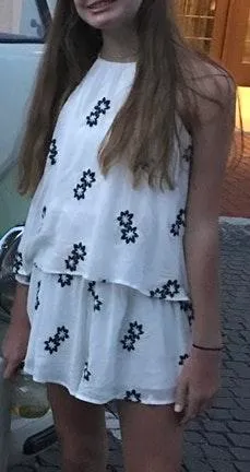 Sadie and Sage Floral Romper - Image 4