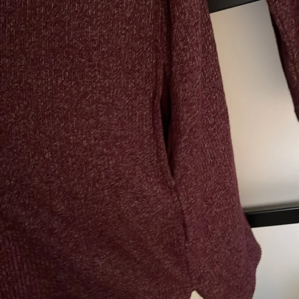 Xersion Hooded Cardigan Burgundy NWOT XL - Image 3