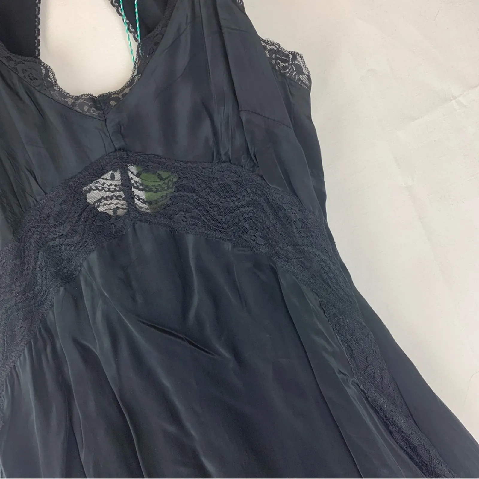 FARM Rio size medium black Lace Midi Dress new Stevie nicks witchy boho satin - Image 8