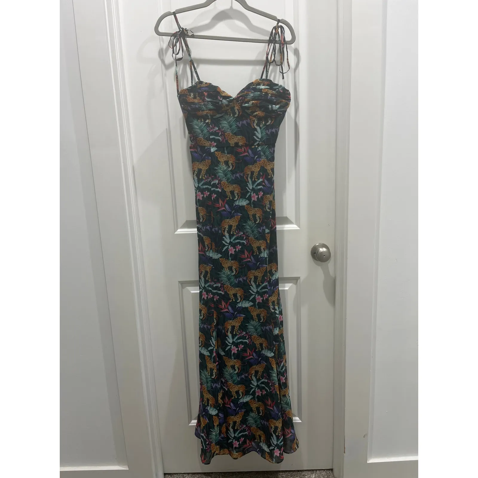 NWT Fame And Partners X FREE PEOPLE Elham Jungle Print Maxi Dress Sz 6 - Image 2