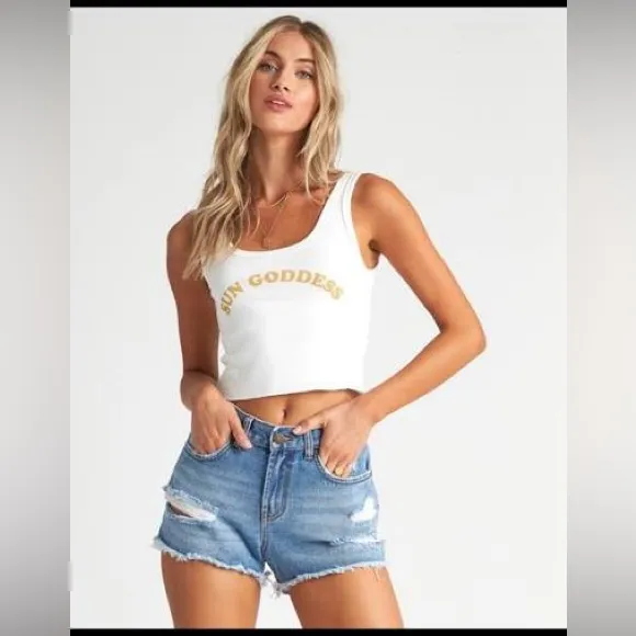 Billabong sail away med wash cotton distressed, cut off denim jean shorts 27” - Image 5