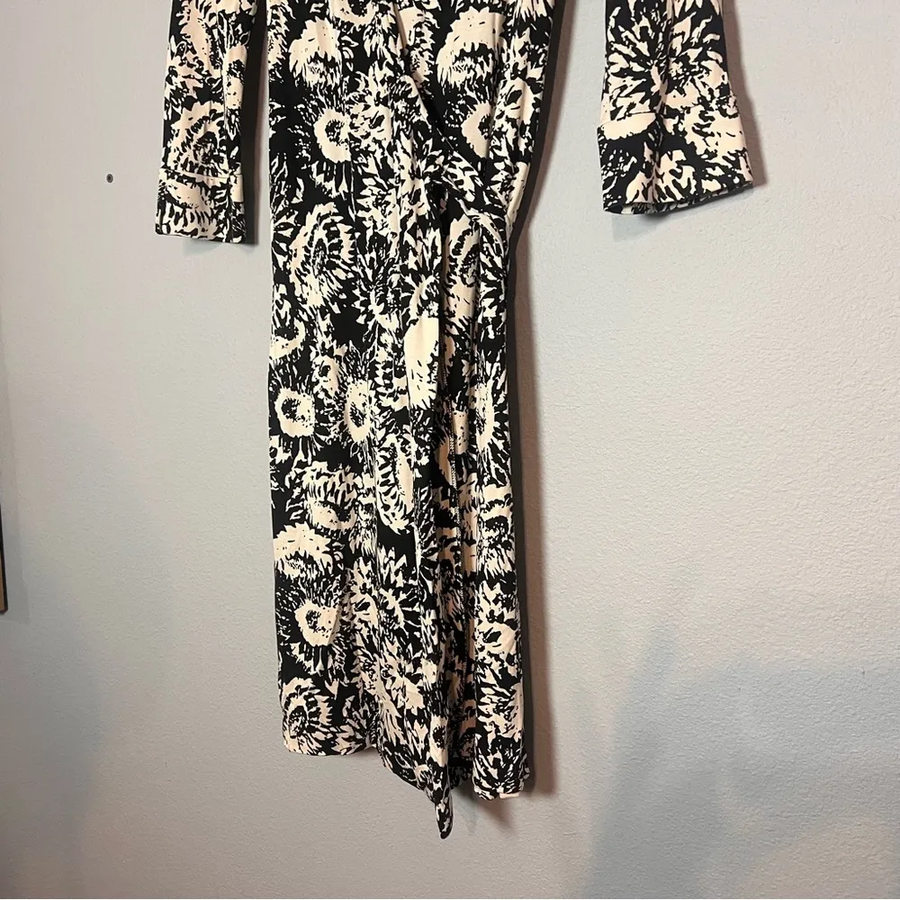 Diane vonFurstenberg Vintage DVF Wrap Dress Silk Floral Black Cream Size 8 - Image 3