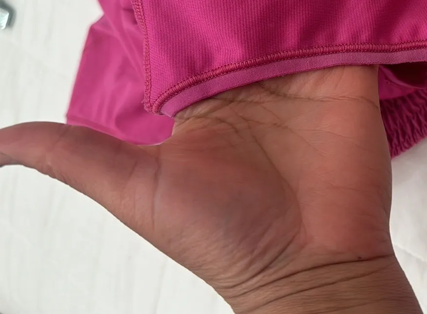 Lulumari LULULEMON Hotty Hot 4" LR Shorts Ripened Raspberry 12 - Image 5