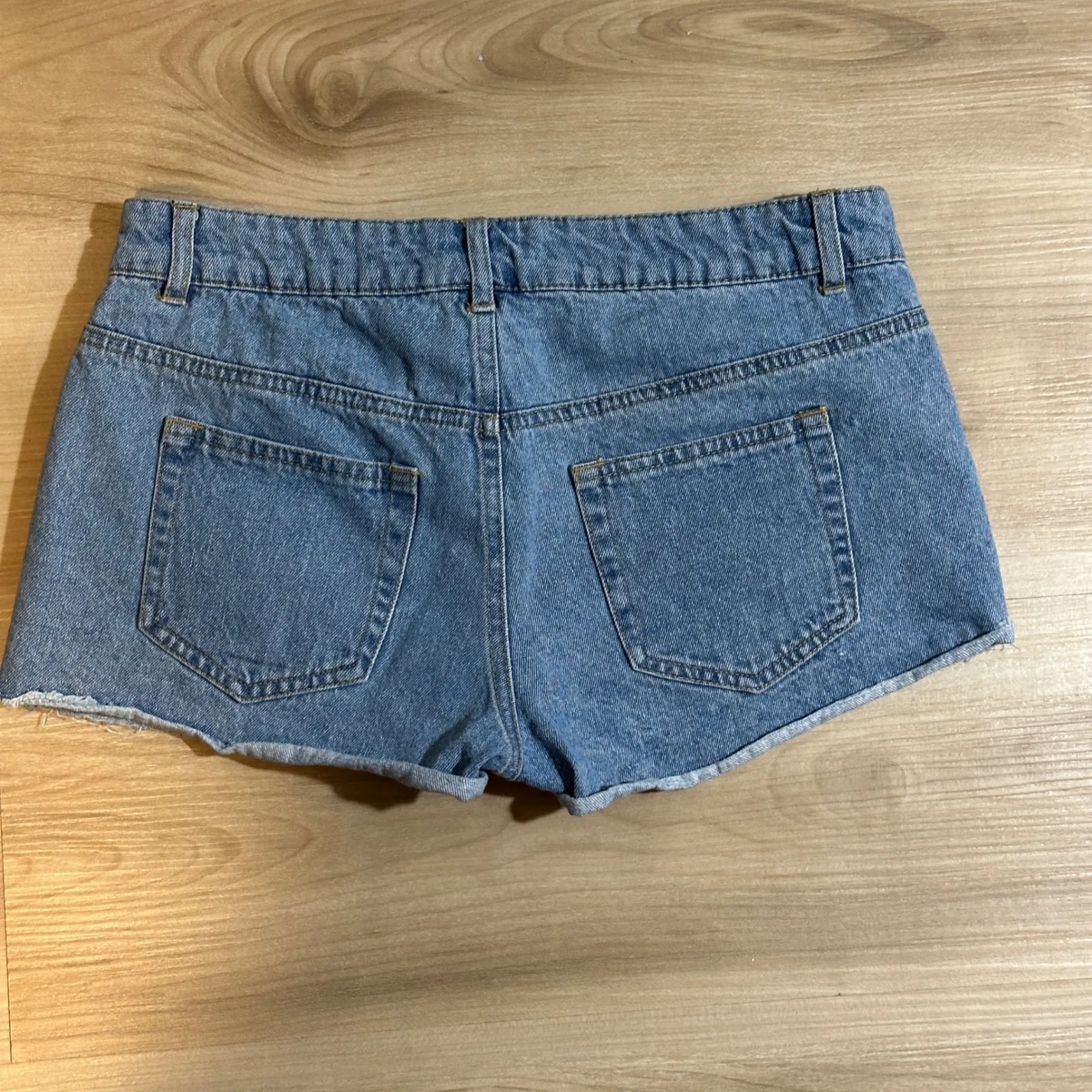 Disney Princess Ariel Denim Shorts Cutoff Raw Hem Jean Shorts Size 5 - Image 6