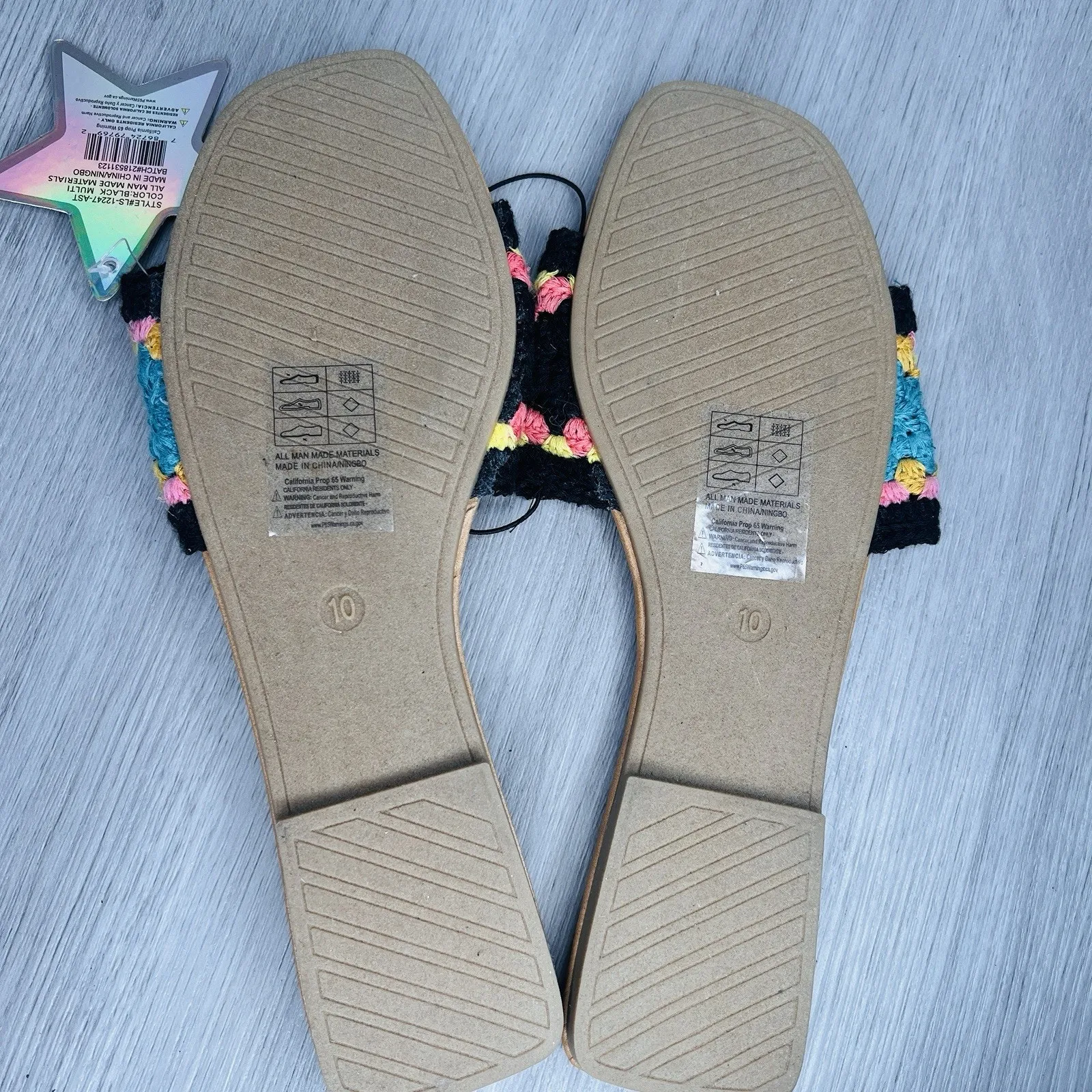 Love 83 Flip Flops Black Crochet Size 10 - Image 2