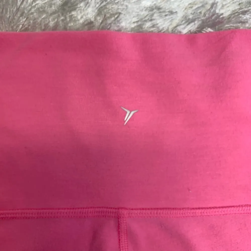 Old Navy Active Hot Pink Balance Legging Bike Shorts Sz Small - Image 6