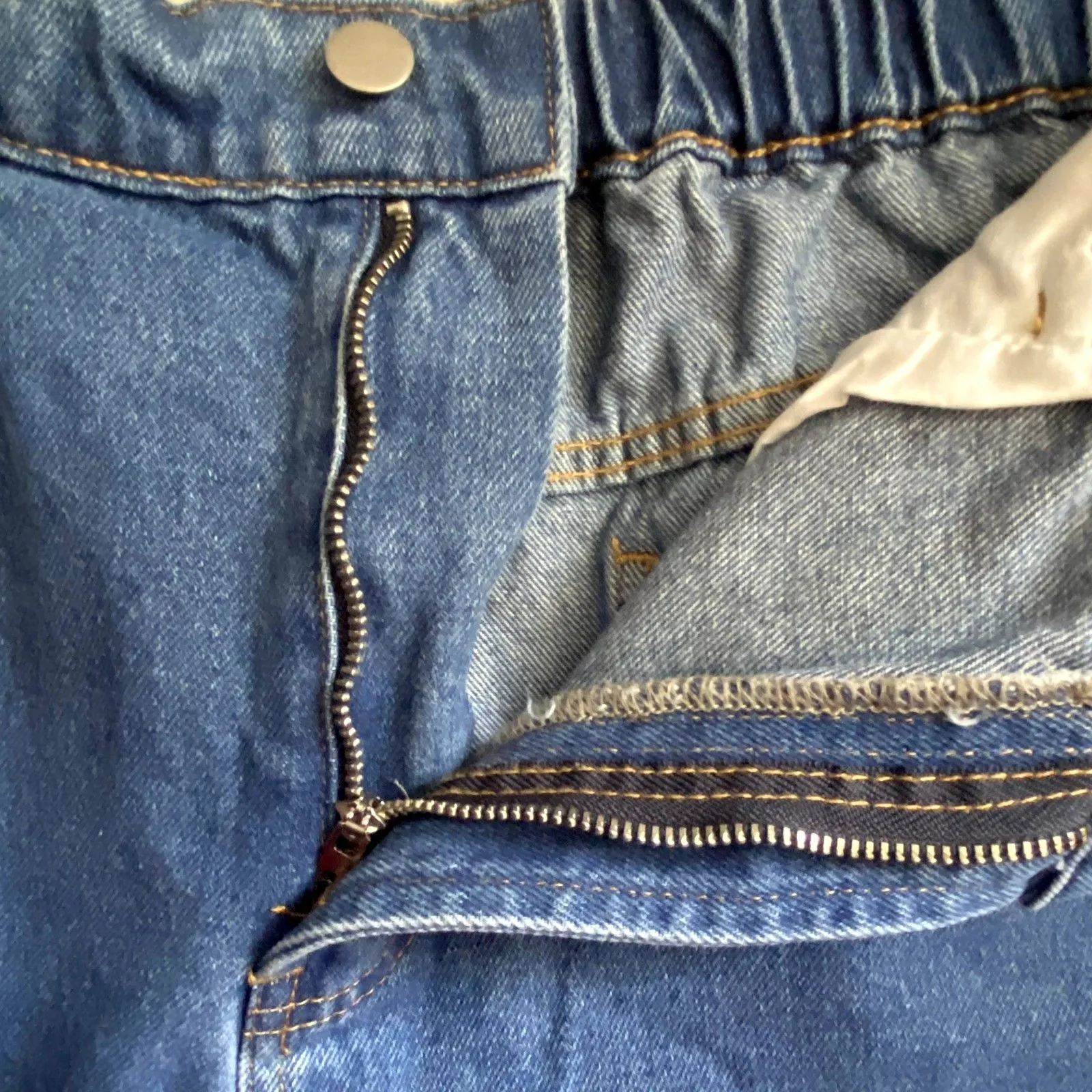 Hayden‎ Los Angeles Distressed Denim Shorts Elastic Waist Plus Size 1X - Image 3