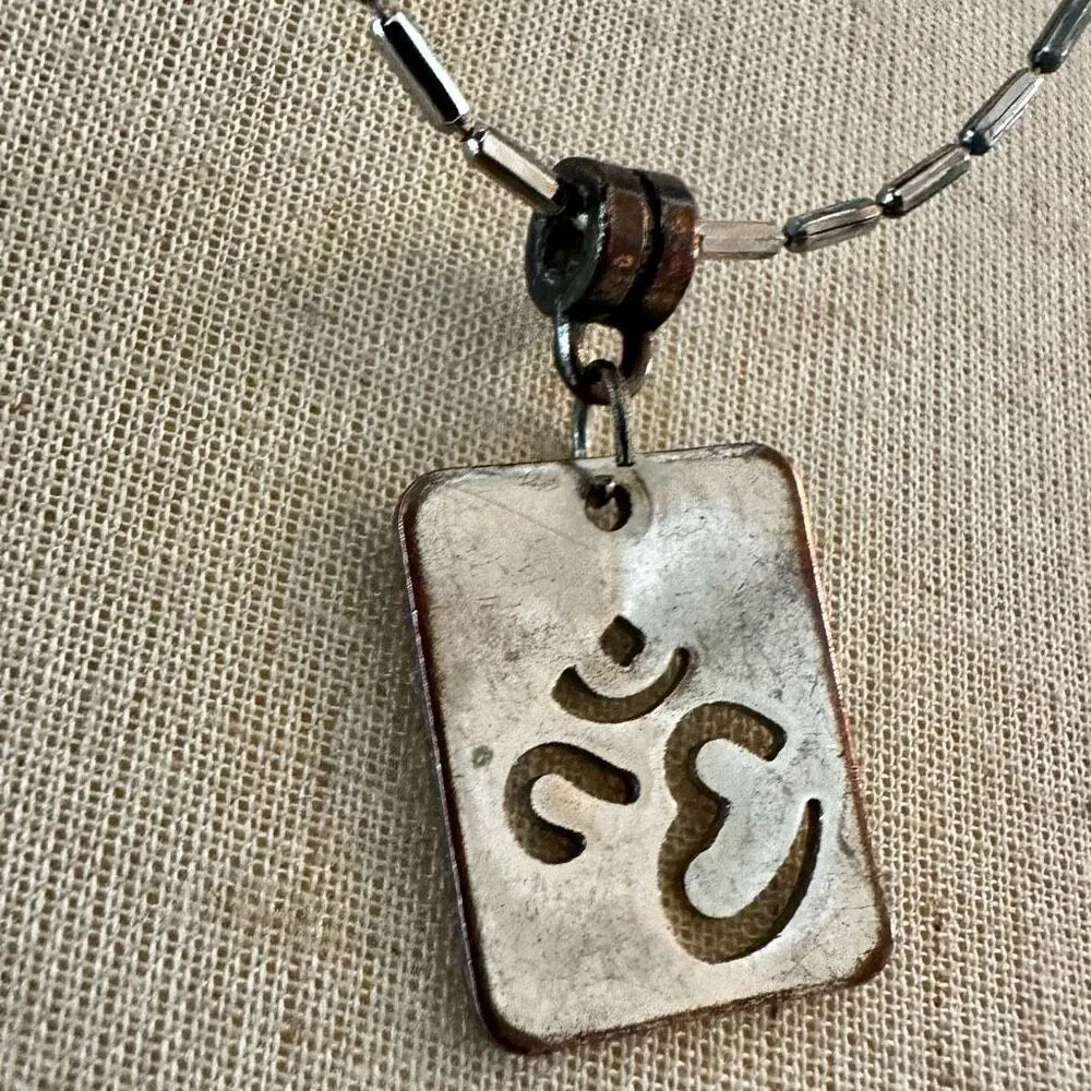 WGB Om pendant necklace Silver - Image 6