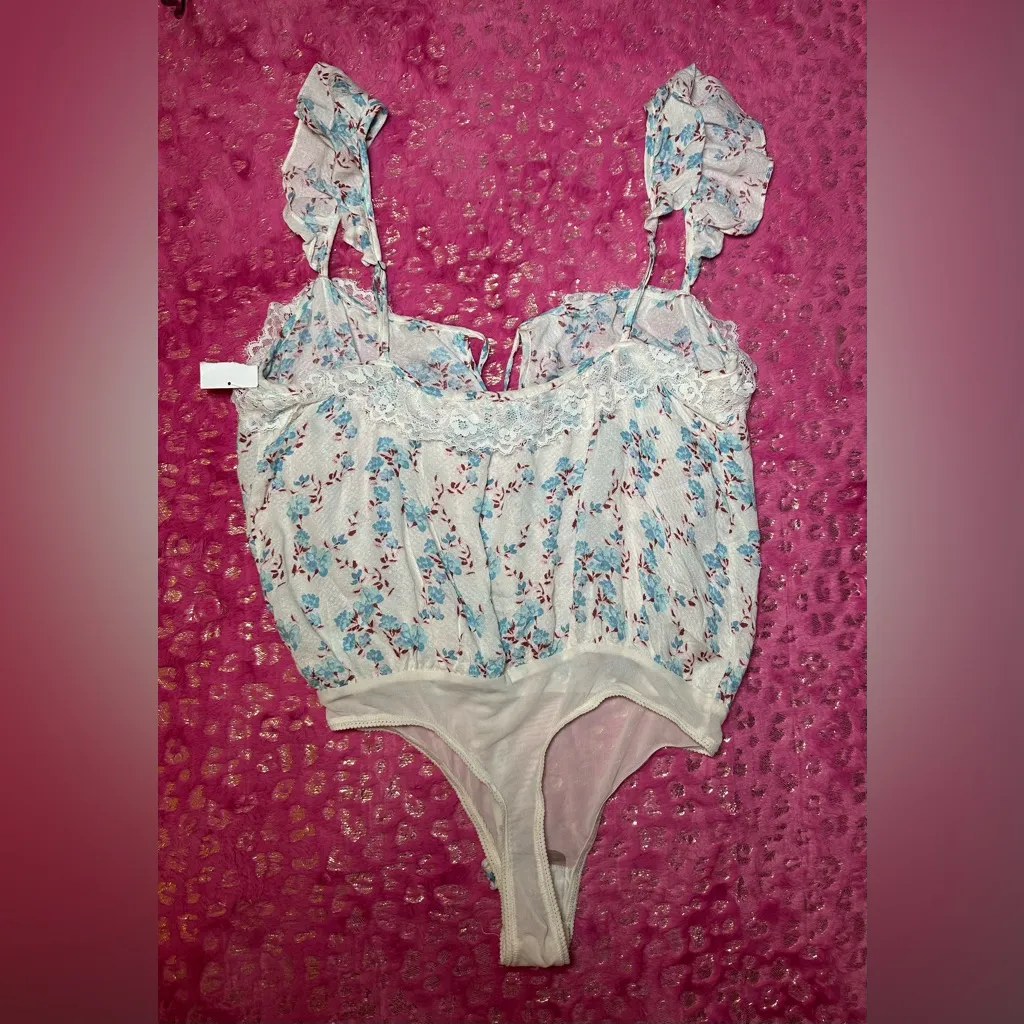 NEW Free People Floral White Ruffle Sleeve Lace Detailed Tank Top Bodysuit Sz S - Image 11