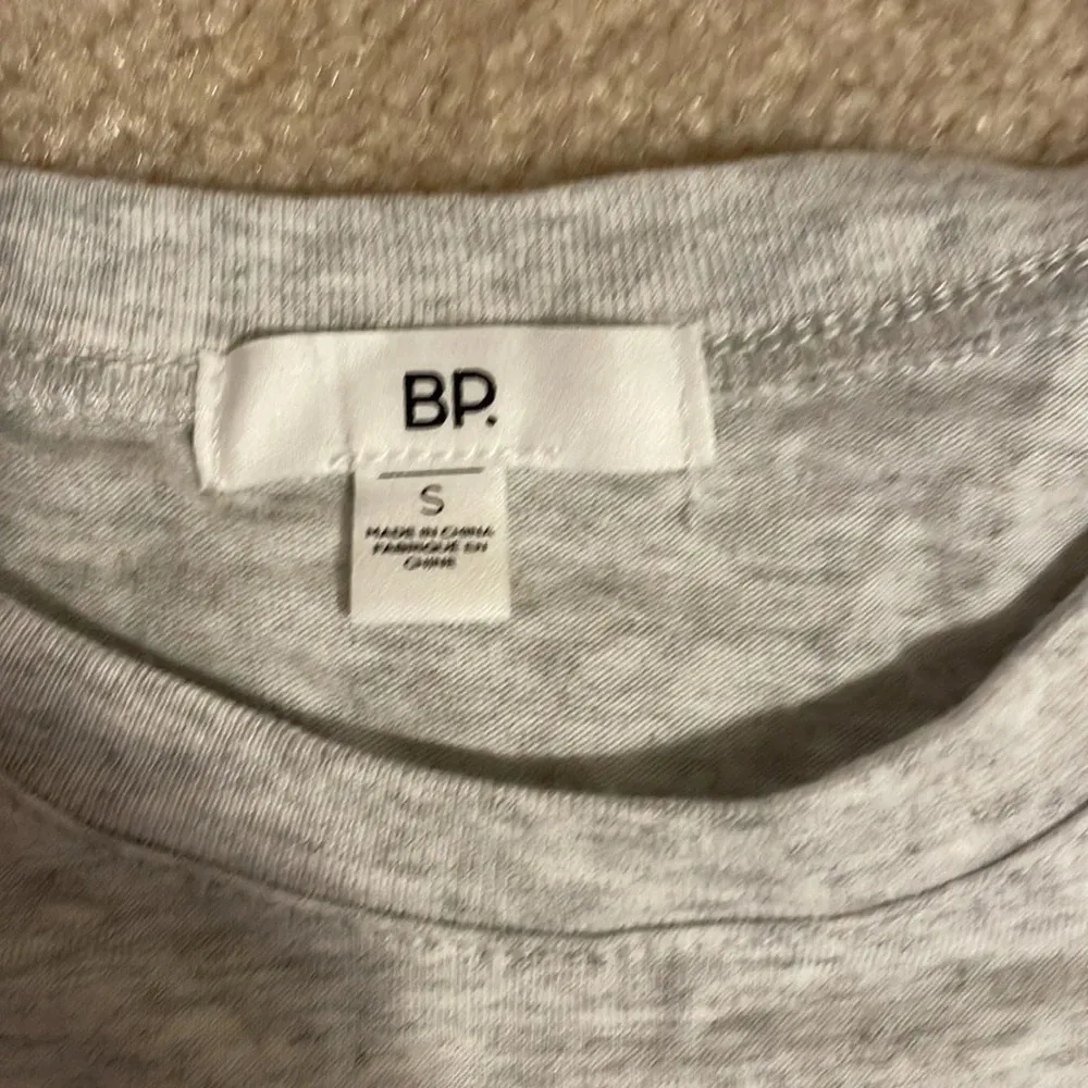 NWT BP. Muscle T-shirt - Image 2