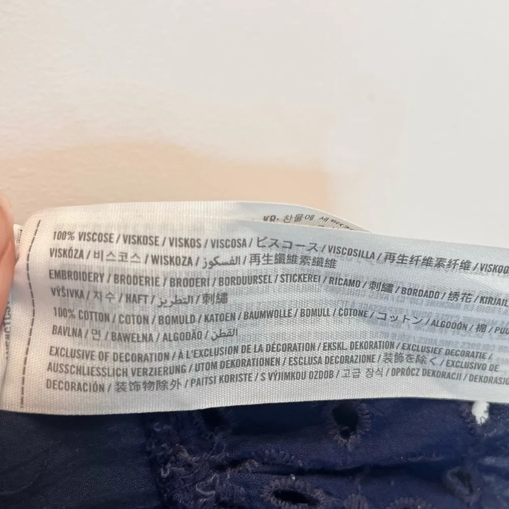 Abercrombie & Fitch Blue Lace Eyelet Mixed Peplum Tank Top XS - Image 9