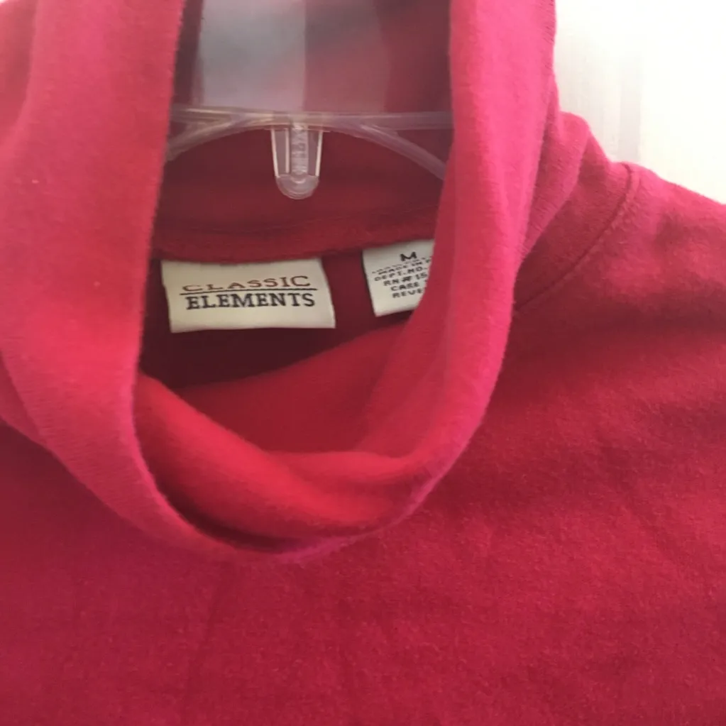 Classic Elements FINAL MARKDOWN  Cowl neck top medium - Image 2