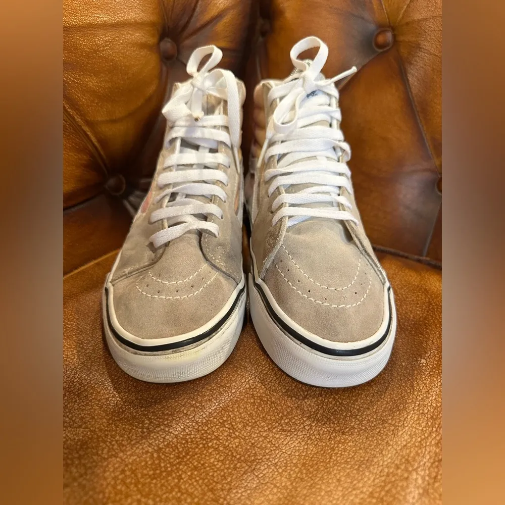 VANS Tan and  pink/ White Casual  Hight top Sneakers with Suede Finish - Image 2