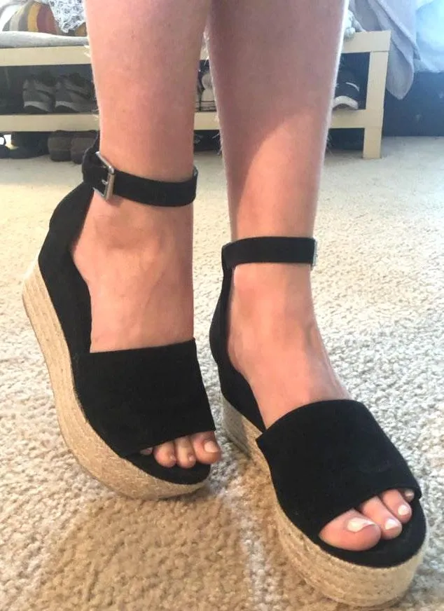 Steve Madden Tan Platform Sandal  - Image 2