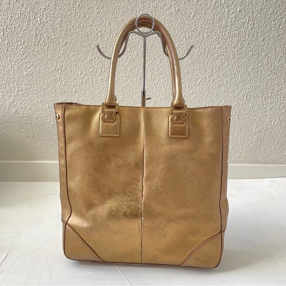 Tory Burch Robinson Gold Metallic Saffiano Mirror Tote Purse - Image 2