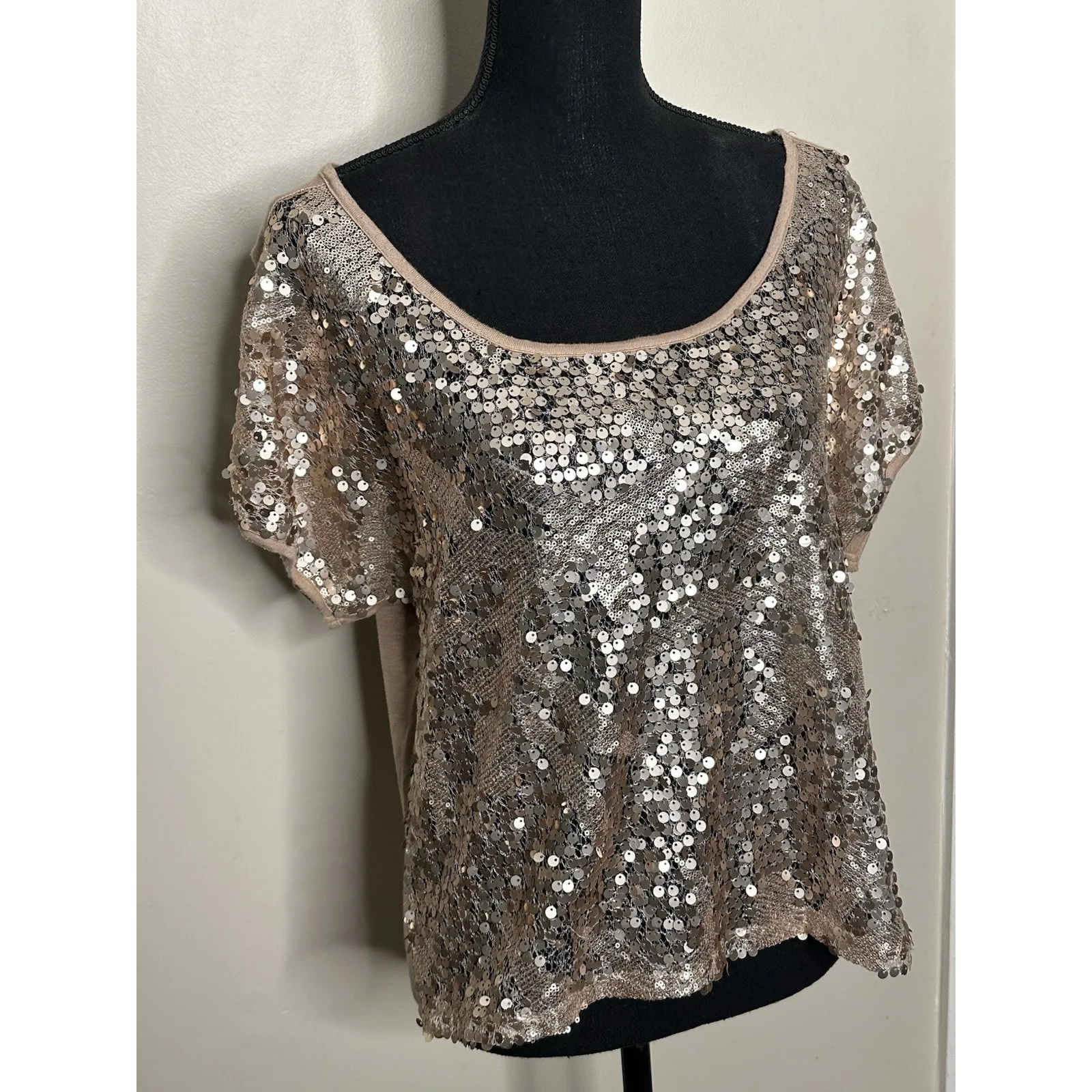 Charlotte Russe Champagne Gold Sequin Top Size Jr. Large - Image 2