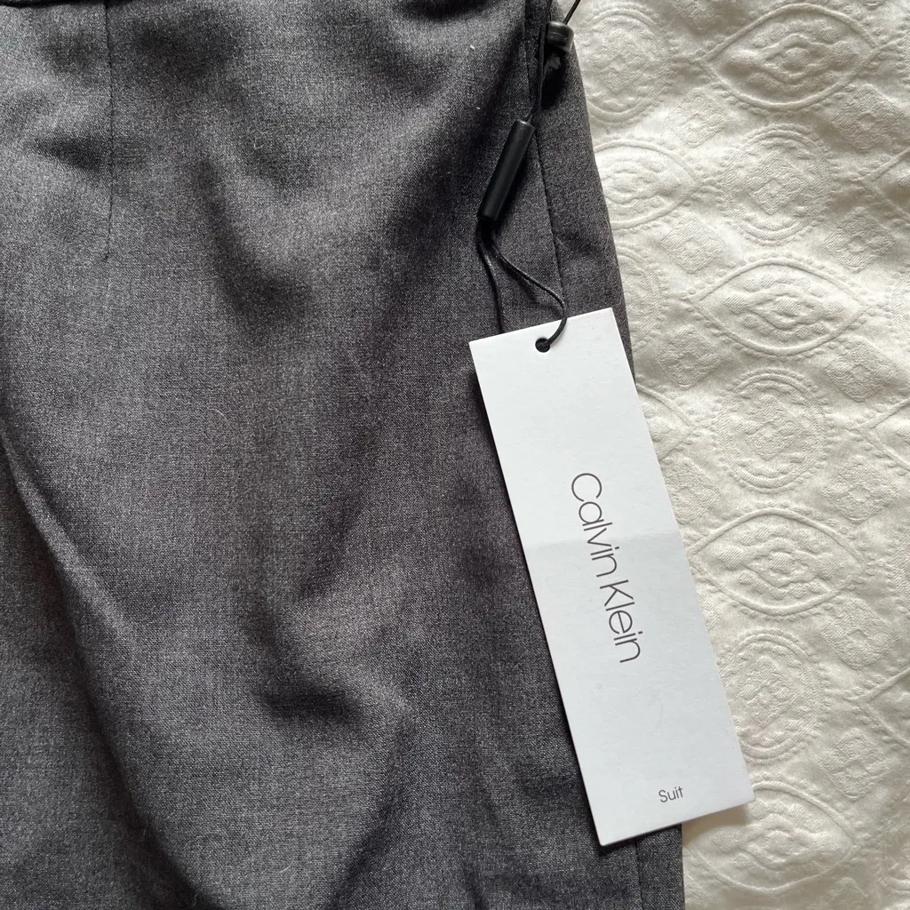 NWT: Calvin Klein Women's Gray Suit Skirt - Image 5