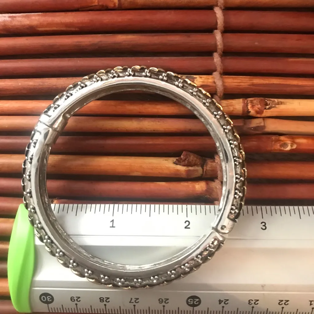 Chico's Chico’s Silver Tone Hinged Bangle Bracelet - Image 4