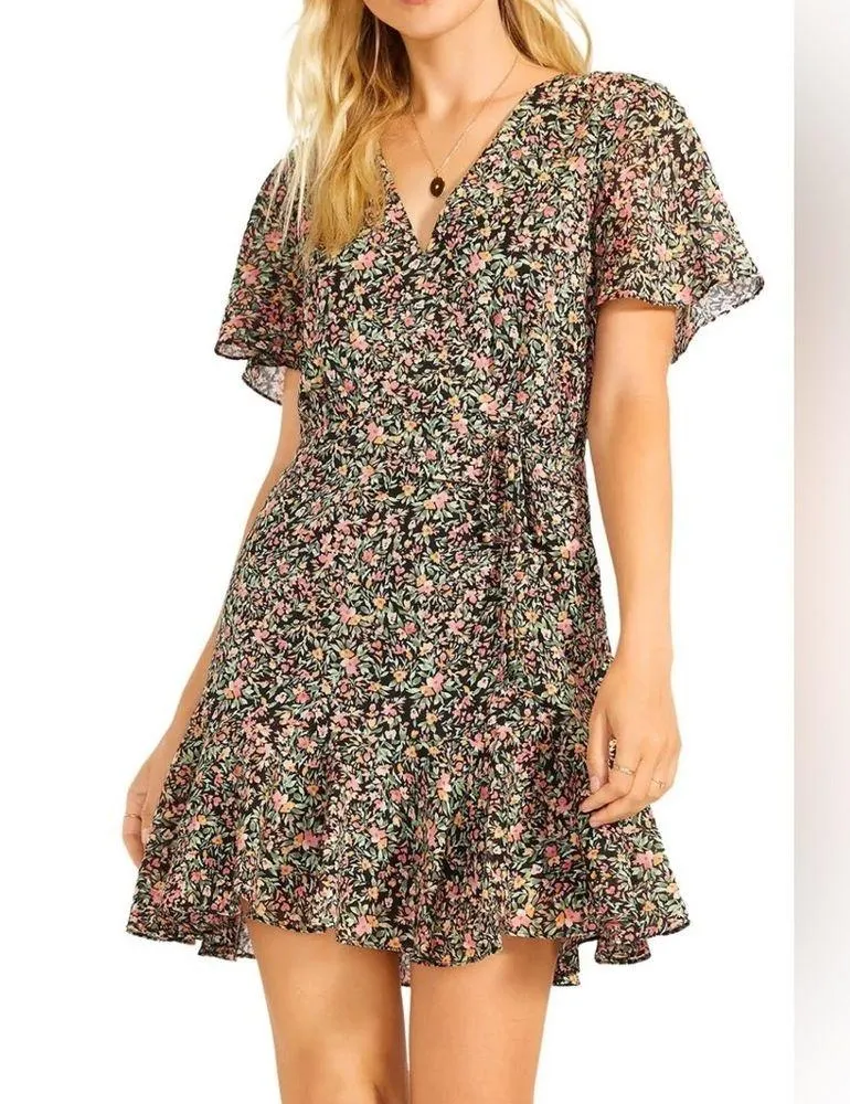 Bb Dakota by STEVE MADDEN Counting Petals Dress
Size small NNT - Image 3