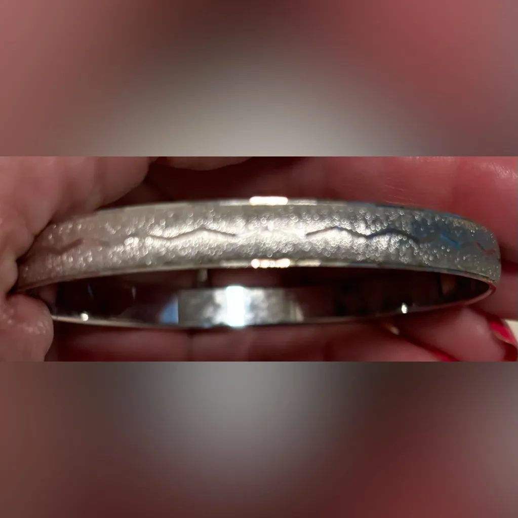 NWT Monet Vintage Silver Frosted Zig Zag Etched Bangle - Image 2