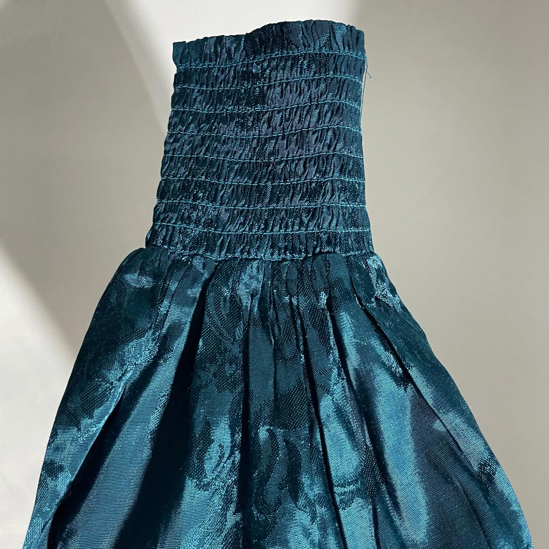 New  Floral Faux Wrap Long Sleeve Crop Top Deep Teal Size Medium - Image 12