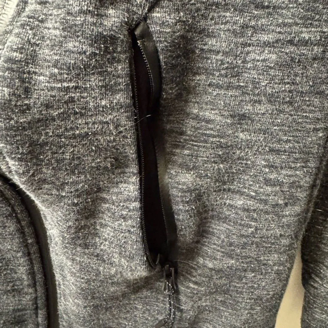 Champion Gray Bomber Jacket with High Collar and Slim Fit - Image 6