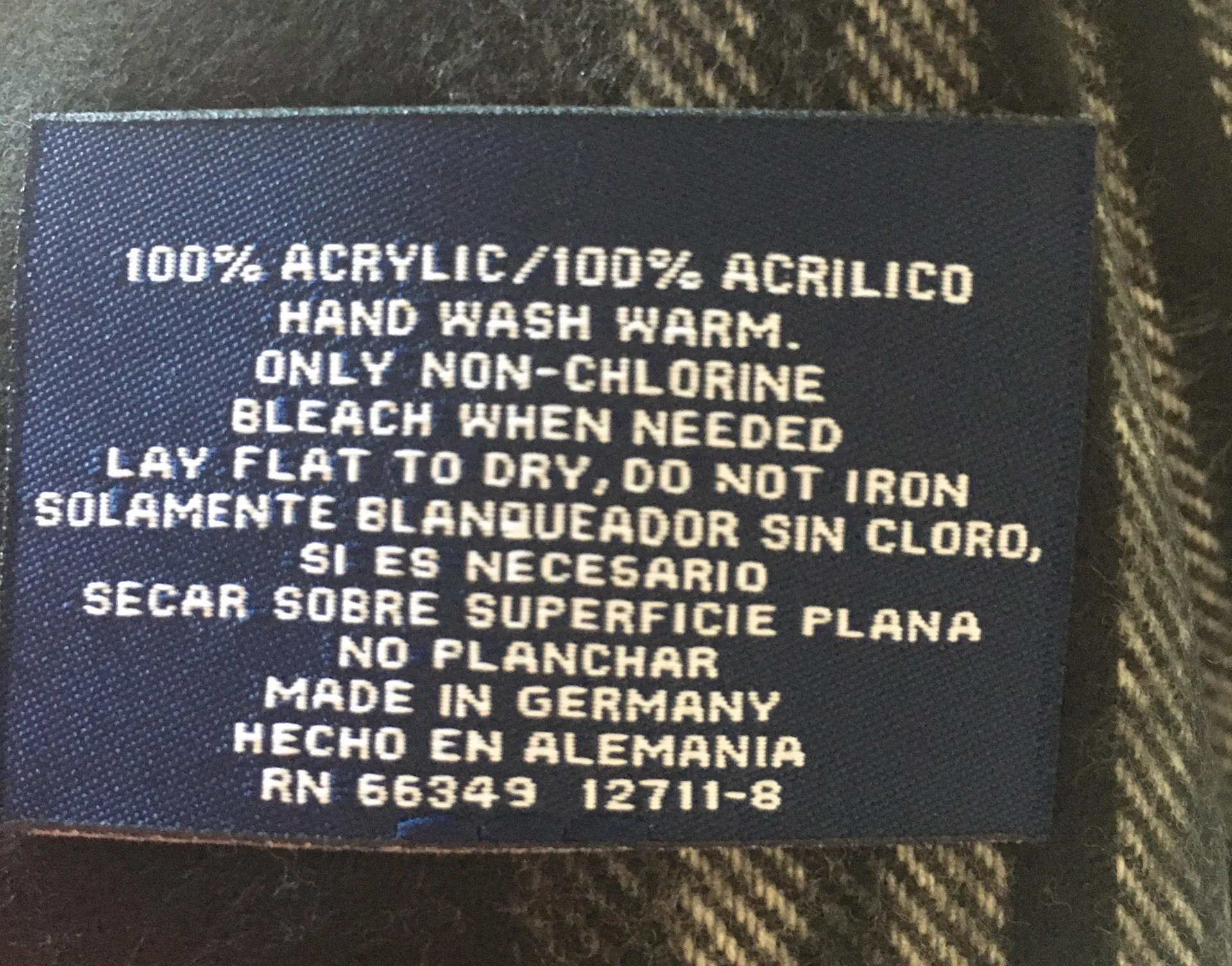 Checkered Scarf - Image 2