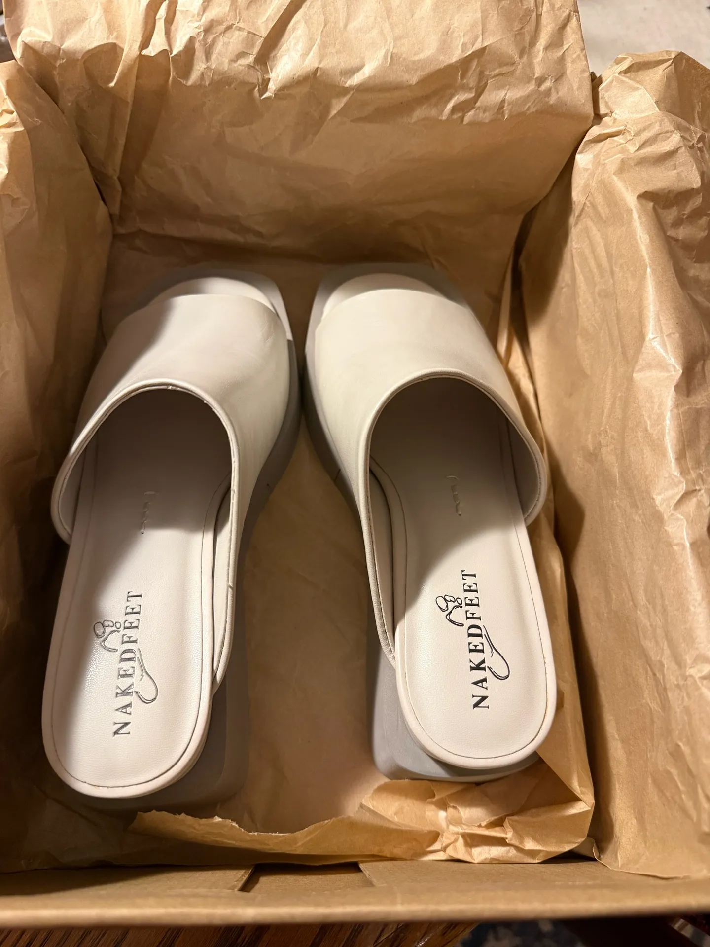 Naked Feet, size 6. New in the box, never worn! Gray - Image 2