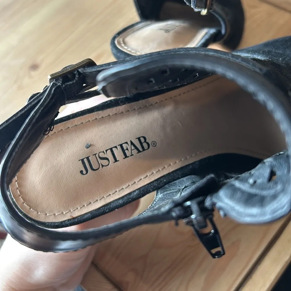 Just fab Kessie black cut out block heel booties - Image 10