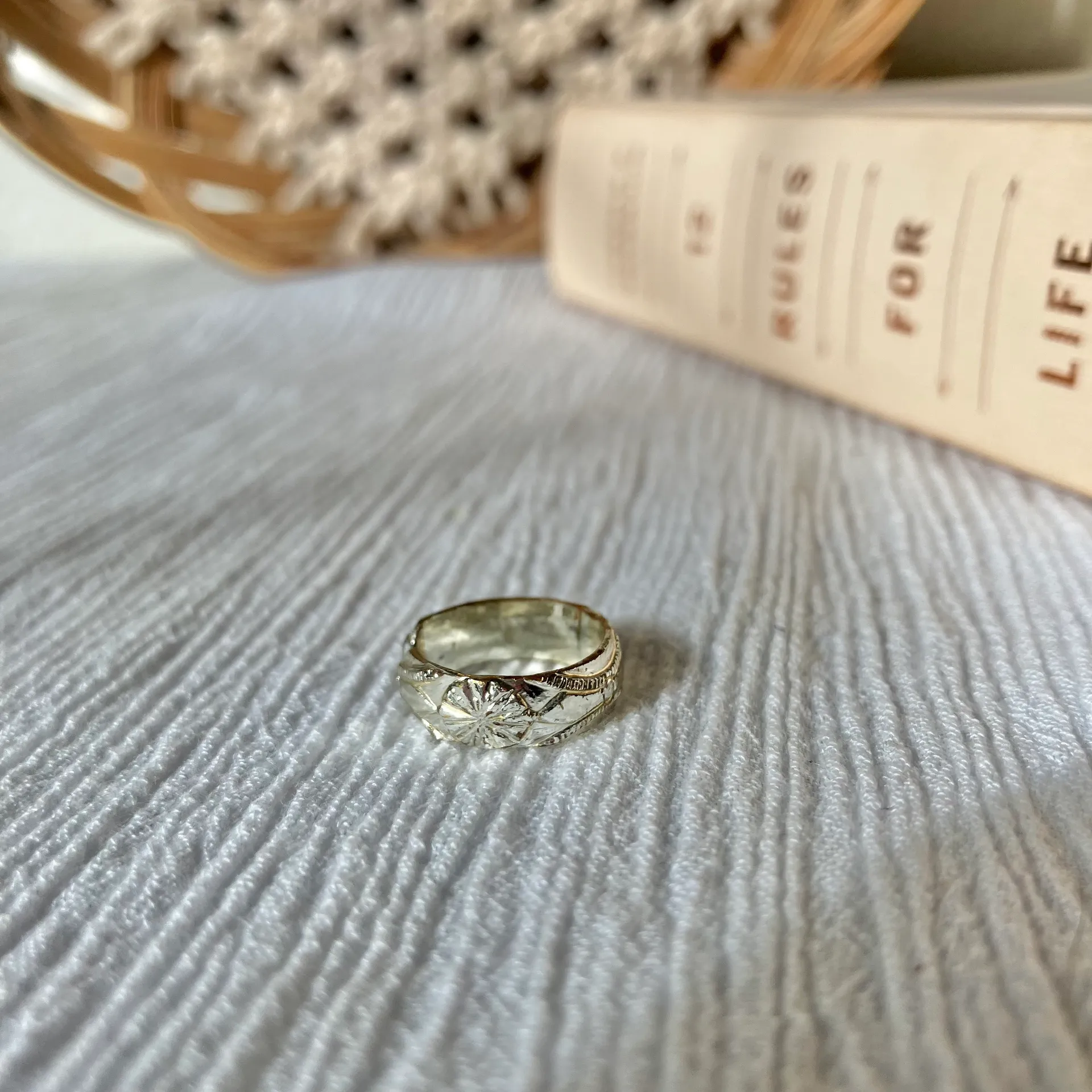 American Vintage Vintage “Tilly” Silver Adjustable Toe Ring Flower Beachy Bohemian Eclectic Jewelry - Image 4