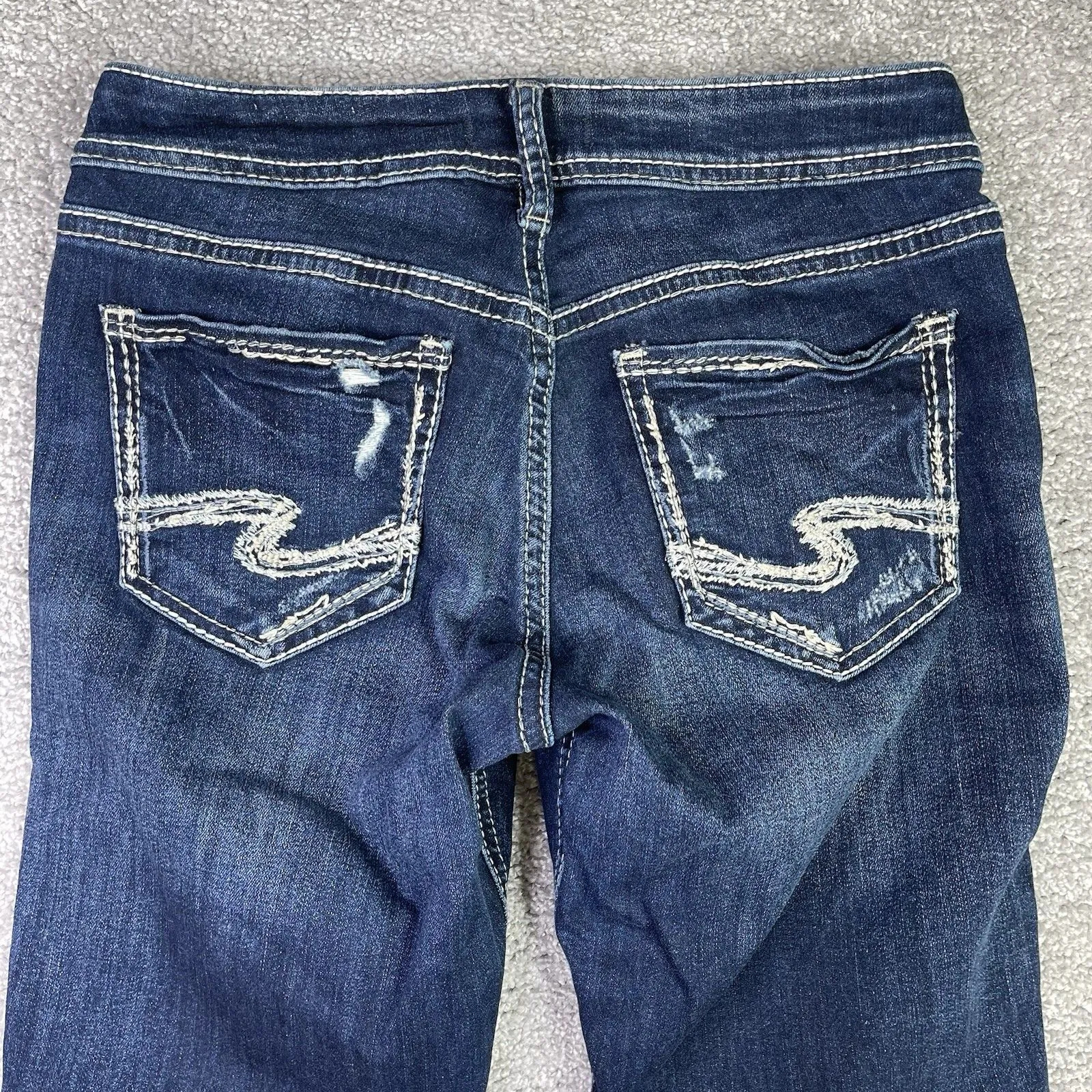 Silver Jeans Women's 27X24.5 Blue Suki Capri Low Rise Dark Denim Stretch - Image 5