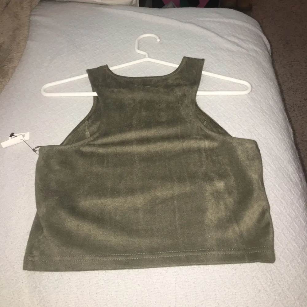 Akira Suede Sleeveless Olive Crop Top - Image 2