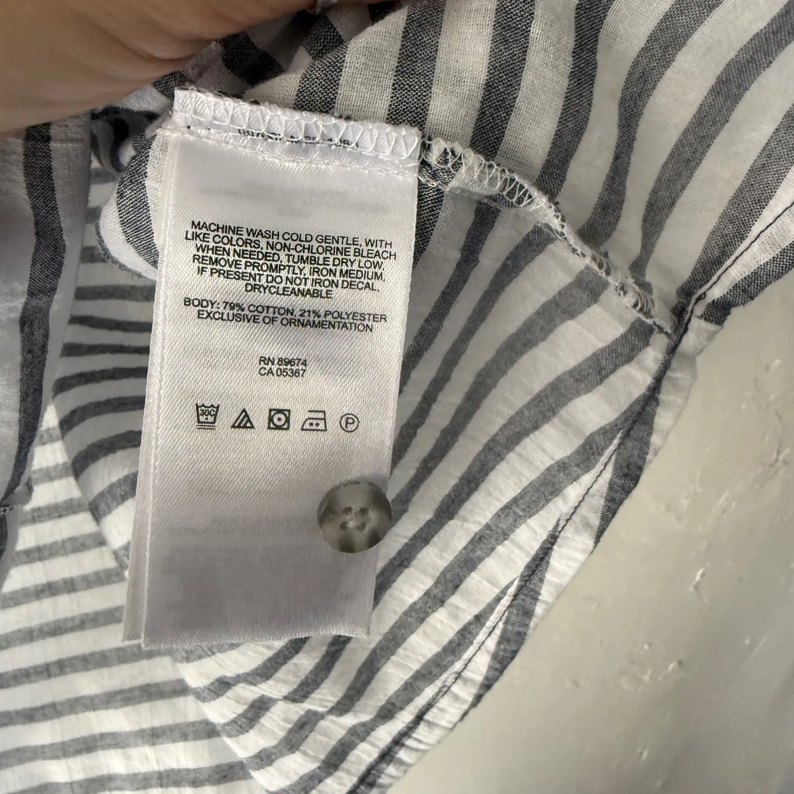 Mountain Hardwear Striped Lace Up Long Sleeve Shirt Womens Medium Light Preppy - Image 8