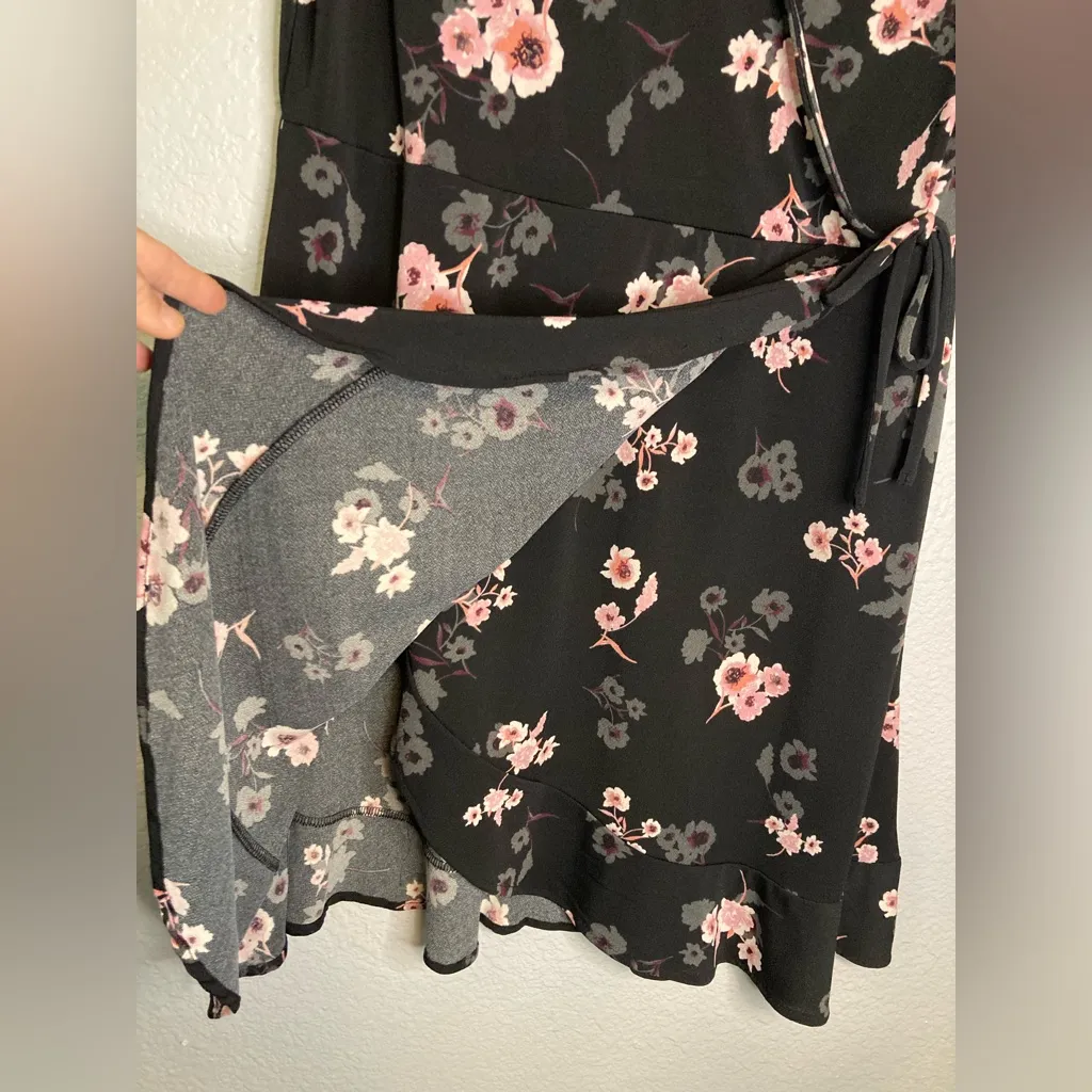 Candies Faux Wrap Dress Black Pink Floral Women’s Size XL - Image 5