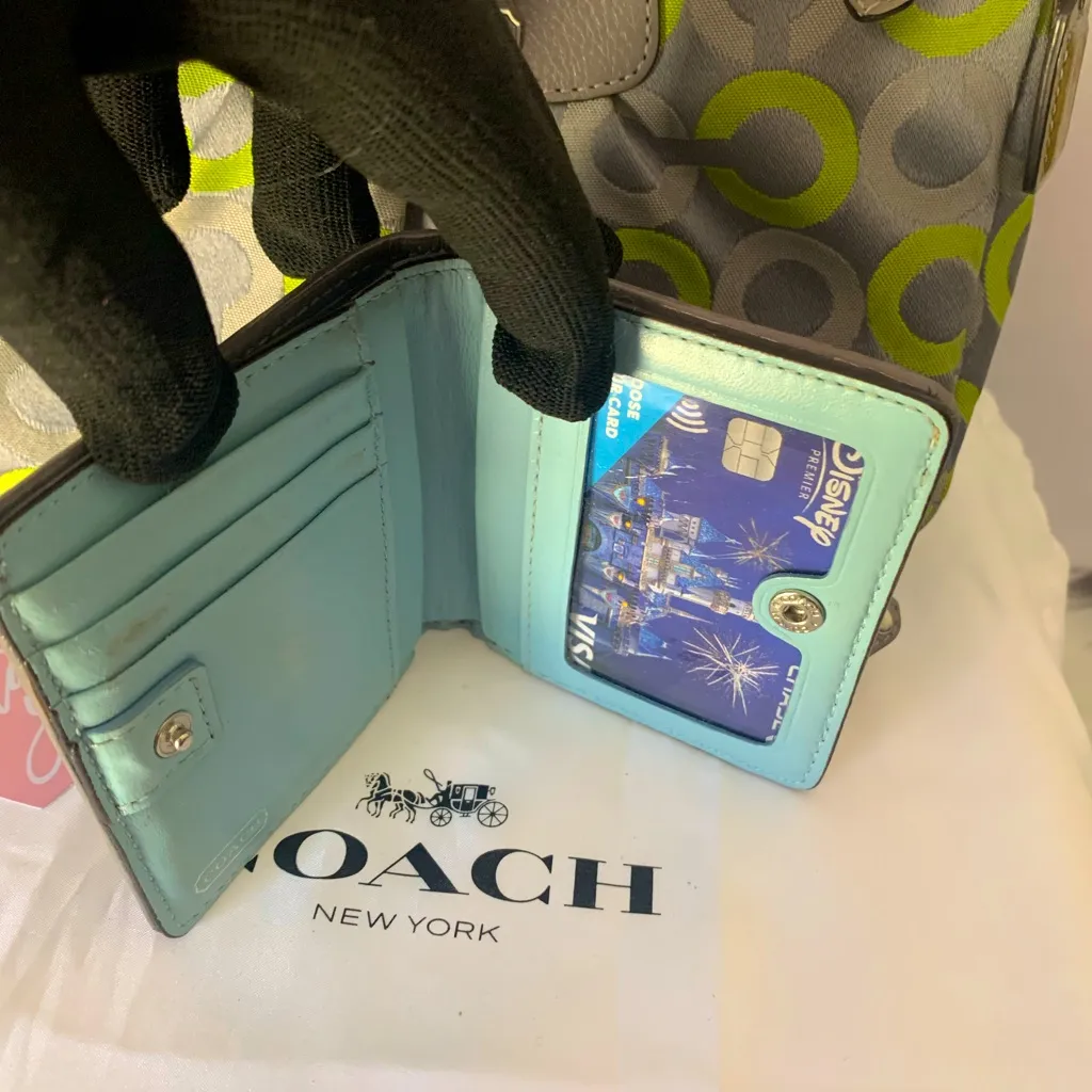 RARE Coach Small Madison Canvas Handbag Gray & Green Women's Bag and Wallet HTF - Image 5